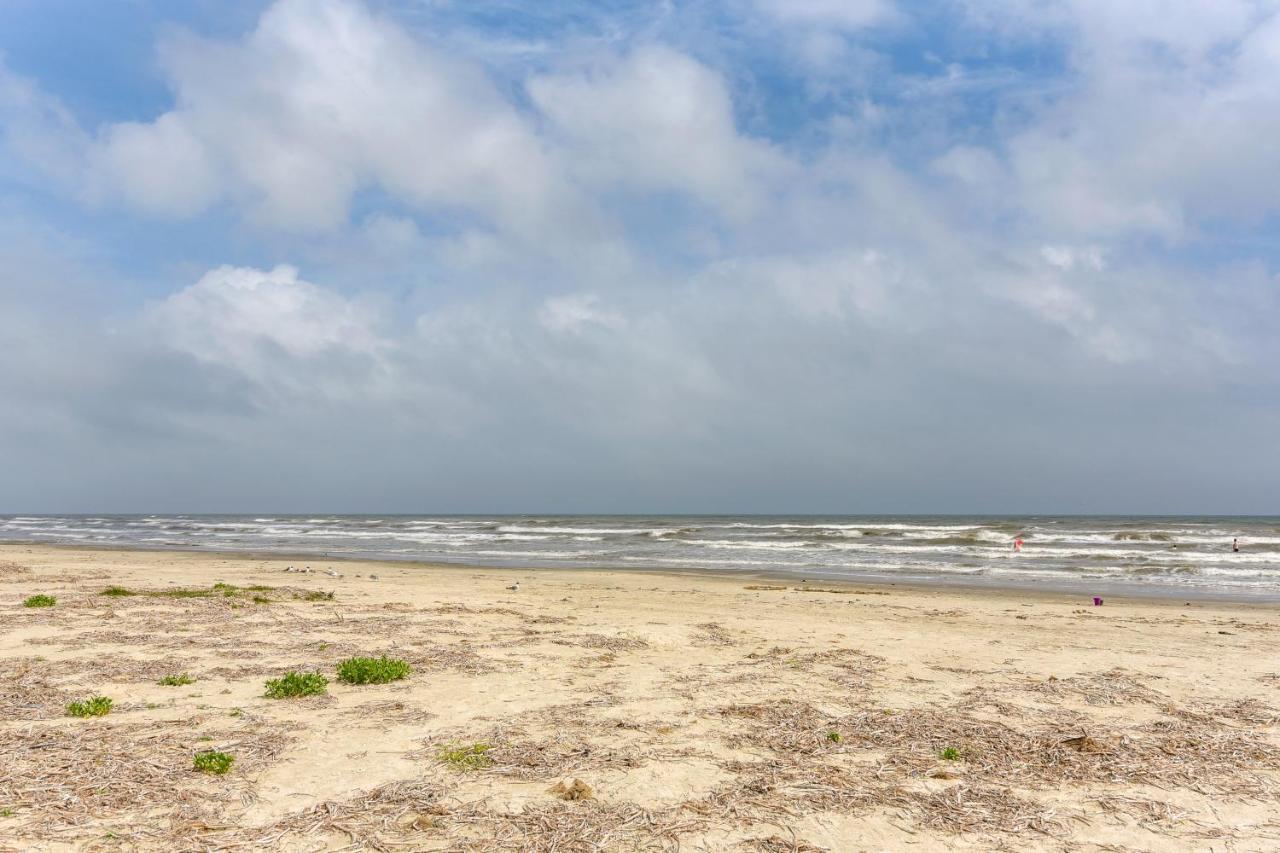 Galveston Townhome With Balconies Walk To Beach! Kültér fotó