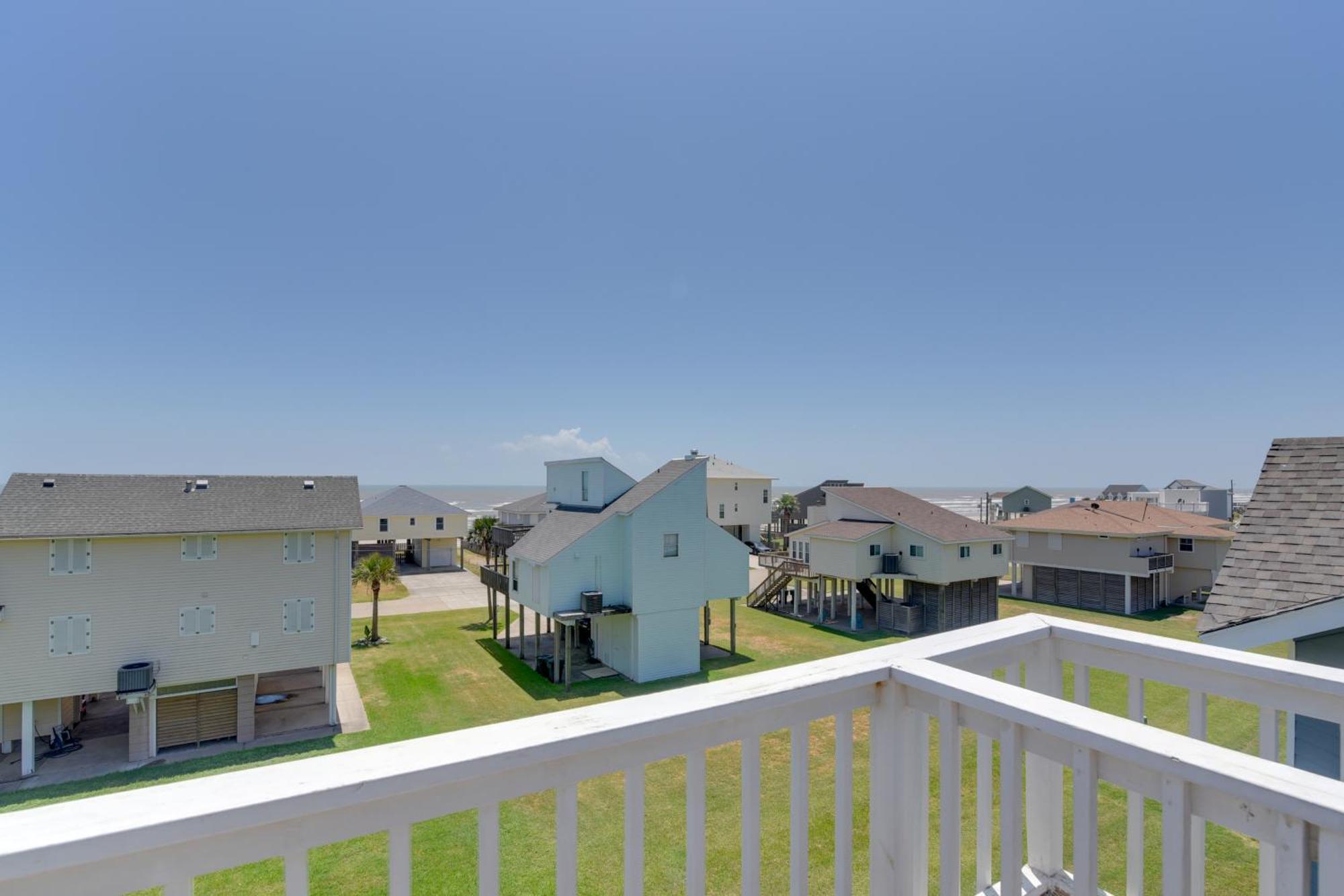 Galveston Townhome With Balconies Walk To Beach! Kültér fotó